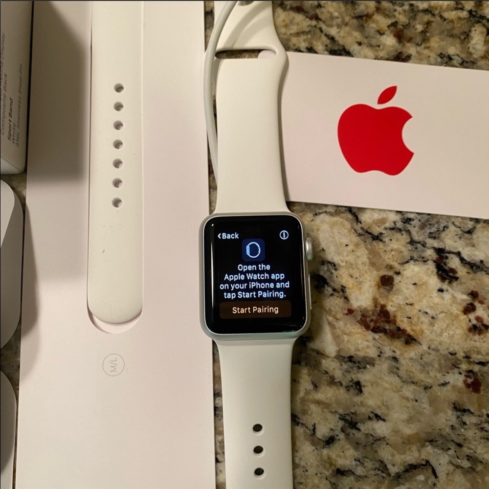 1st gen 38mm apple watch, never used